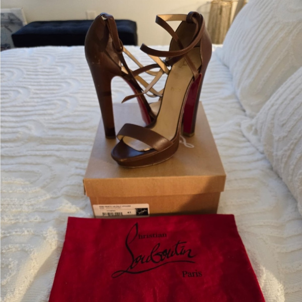 Authentic Christian Louboutin Miss Cristo 140 calf cogniac